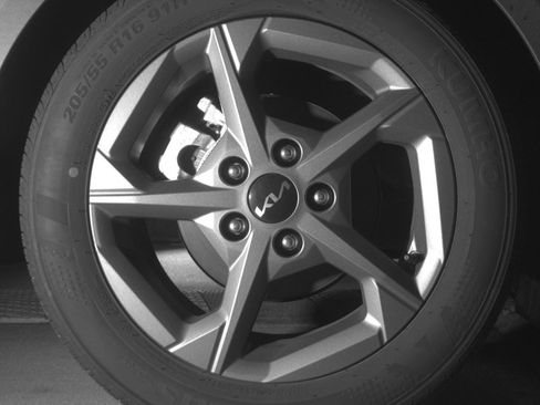 Used 2025 Kia K4 FWD image 15