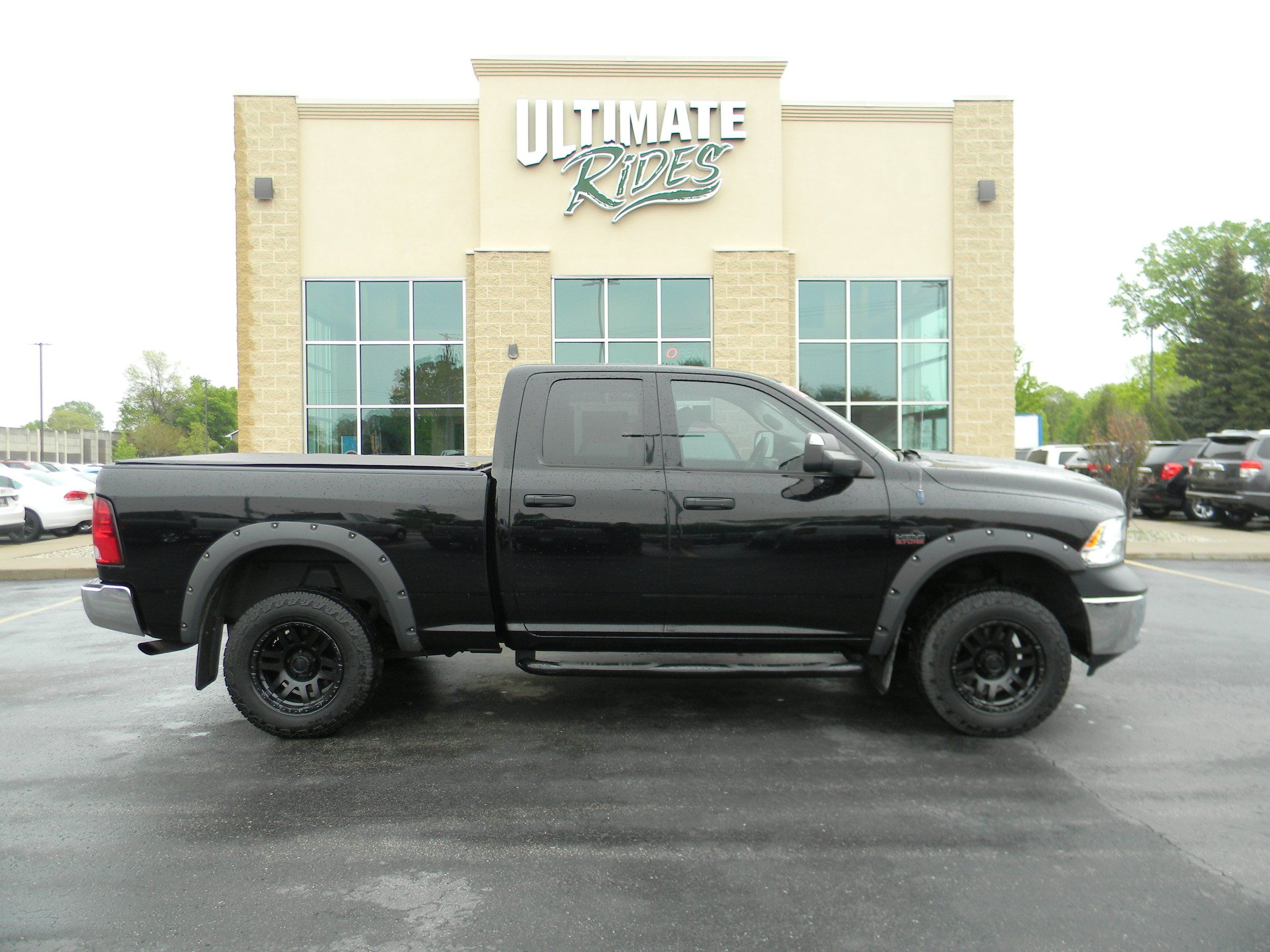 Used 2013 RAM 1500 ST w/ SXT Appearance Group AWD/4WD image 1