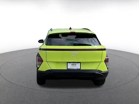 Used 2025 Hyundai Kona SEL image 12