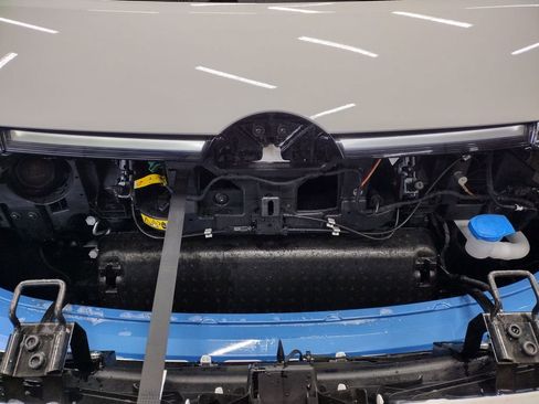 New 2025 Volkswagen ID. Buzz 1st Edition image 7