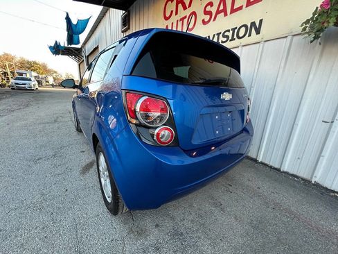 Used 2016 Chevrolet Sonic LT w/ Driver Confidence Package image 9