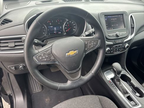 Used 2024 Chevrolet Equinox LT image 18