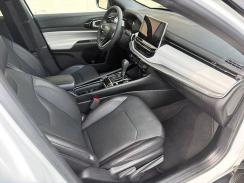 Used 2023 Jeep Compass Limited AWD/4WD image 17