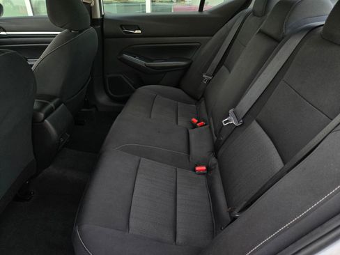 Used 2022 Nissan Altima 2.5 SV image 10