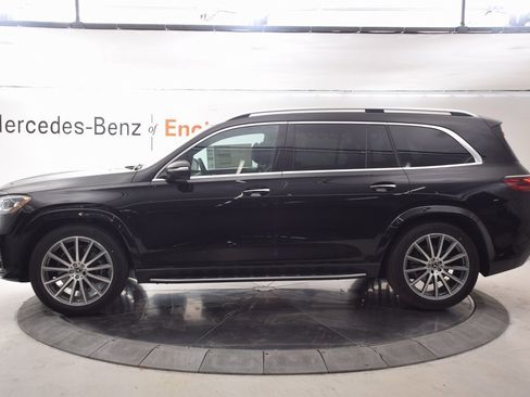 New 2025 Mercedes-Benz GLS 580 4MATIC image 3