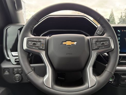 New 2026 Chevrolet Silverado 3500 LTZ w/ LTZ Convenience Package AWD/4WD image 20