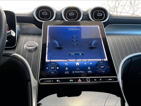 Certified 2024 Mercedes-Benz GLC 300 GLC 300 image 34