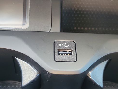 New 2026 BMW X5 xDrive40i w/ Climate Comfort Package image 29