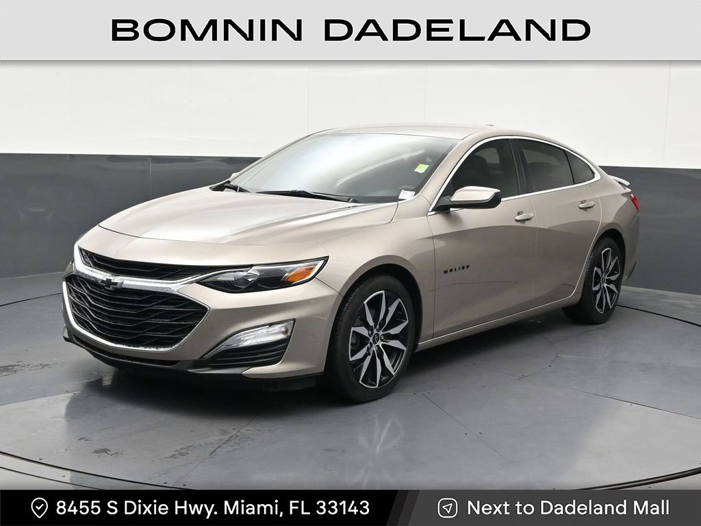 Used 2022 Chevrolet Malibu RS FWD image 1