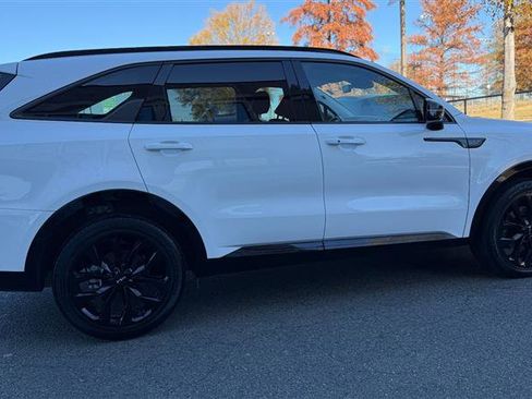 Used 2023 Kia Sorento SX image 7