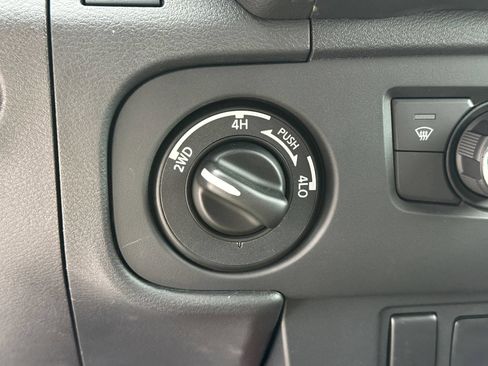 New 2025 Nissan Frontier PRO-4X AWD/4WD image 31