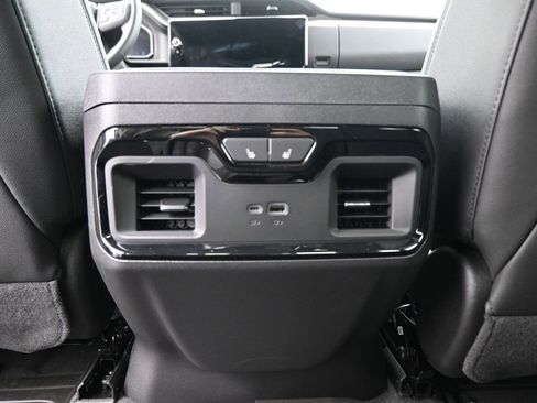 New 2026 GMC Sierra 1500 AT4 w/ Technology Package image 23