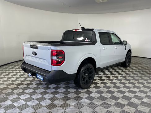 New 2026 Ford Maverick Lariat w/ Black Appearance Package AWD/4WD image 9