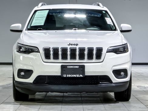 Used 2019 Jeep Cherokee Latitude w/ Popular Appearance Group image 5