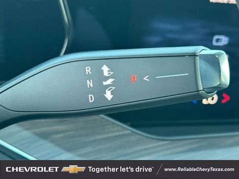 New 2025 Chevrolet Suburban Premier RWD image 15