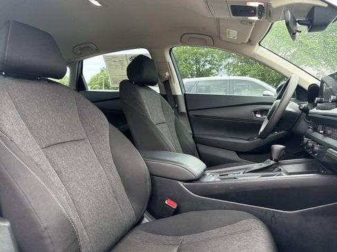 Used 2023 Honda Accord LX image 8
