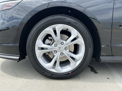New 2026 Honda Accord LX image 18