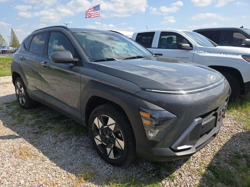 Used 2025 Hyundai Kona SEL AWD/4WD image 4