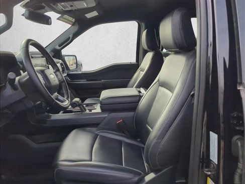 Used 2025 Ford F150 Lariat w/ Equipment Group 501A Mid AWD/4WD image 18