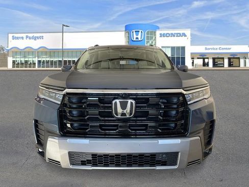 New 2026 Honda Pilot Touring image 9