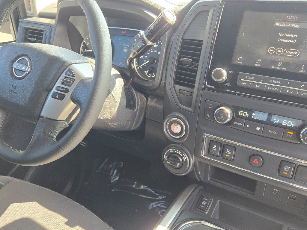 Used 2024 Nissan Titan SV w/ SV Convenience Package AWD/4WD image 6