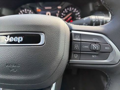 New 2026 Jeep Compass Limited AWD/4WD image 17