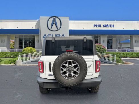 Used 2024 Ford Bronco Badlands AWD/4WD image 10