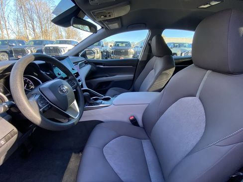 Used 2023 Toyota Camry LE image 22