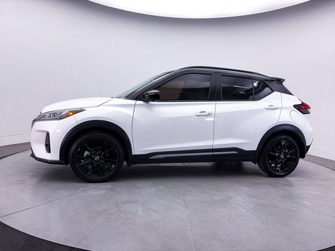 Used 2024 Nissan Kicks SR FWD image 34