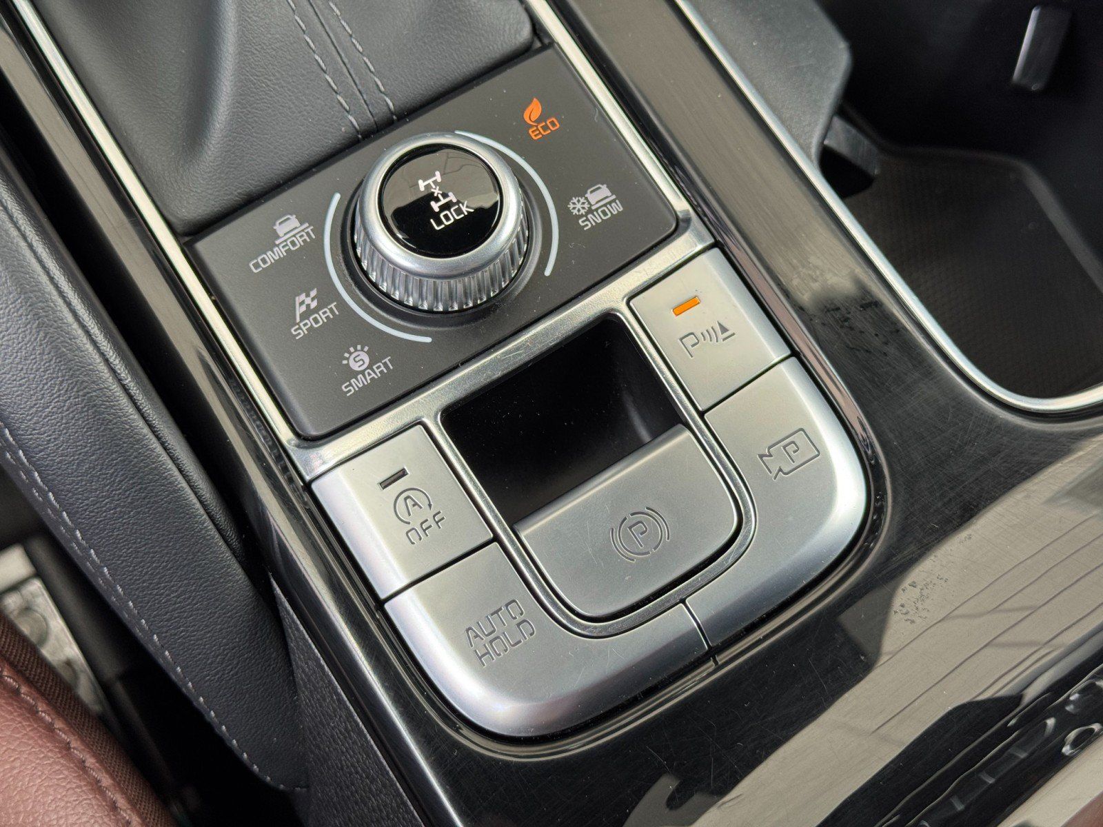 Used 2024 Kia Telluride SX AWD/4WD image 34