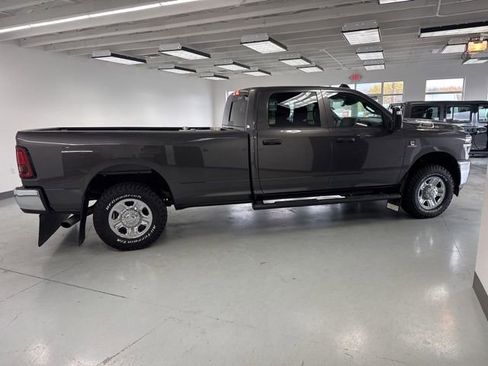Used 2025 RAM 3500 Tradesman image 15