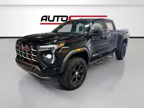 Used 2024 GMC Canyon Elevation w/ Convenience Package AWD/4WD image 3