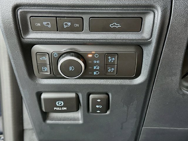 Used 2022 Ford F150 Platinum w/ Equipment Group 701A High RWD image 24