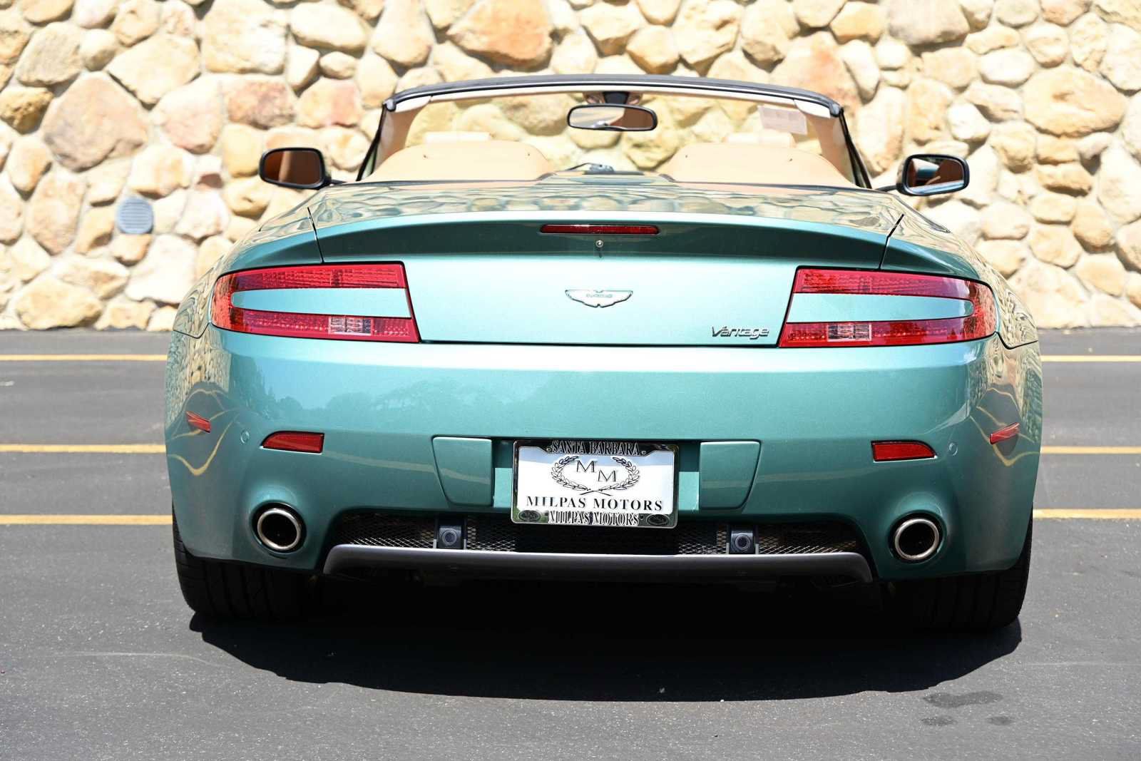 Used 2008 Aston Martin V8 Vantage Roadster RWD image 2