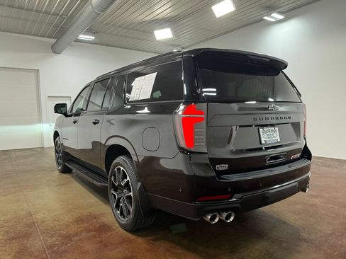 Used 2025 Chevrolet Suburban RST w/ Comfort Package AWD/4WD image 35