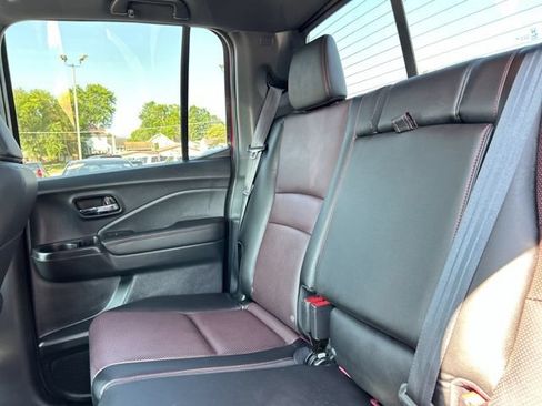 Used 2025 Honda Ridgeline Black Edition image 16