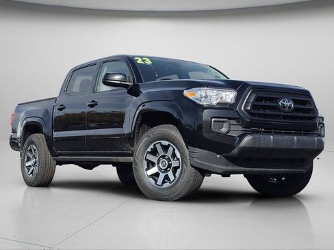 Used 2023 Toyota Tacoma SR image 2