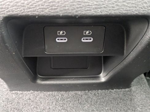 New 2025 Mitsubishi Outlander SEL image 15