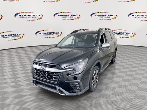 Used 2023 Subaru Ascent Touring AWD/4WD image 1