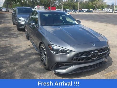 Used 2024 Mercedes-Benz C 300 Sedan image 3
