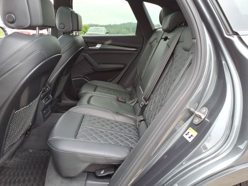 Used 2023 Audi SQ5 Premium Plus w/ Premium Plus Package AWD/4WD image 9