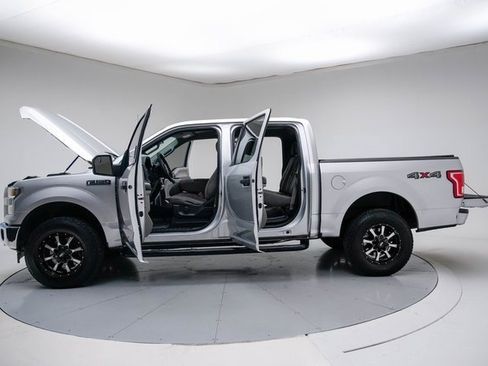 Used 2017 Ford F150 XLT image 18