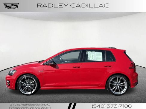 Used 2017 Volkswagen Golf 4-Door image 17