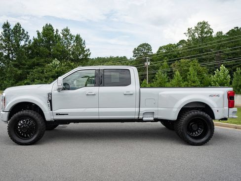 Used 2026 Ford F450 Lariat AWD/4WD image 15