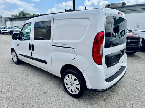 Used 2019 RAM ProMaster City Tradesman SLT FWD image 4