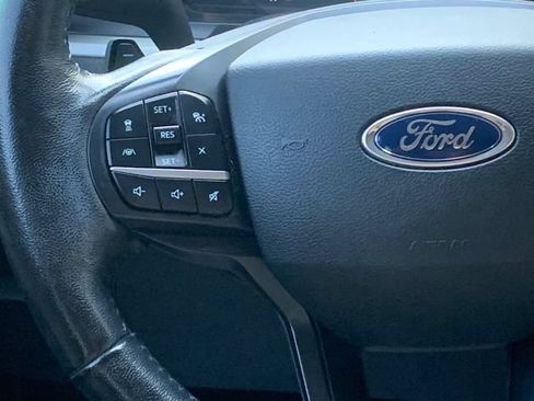 Used 2020 Ford Explorer XLT w/ Equipment Group 202A RWD image 17