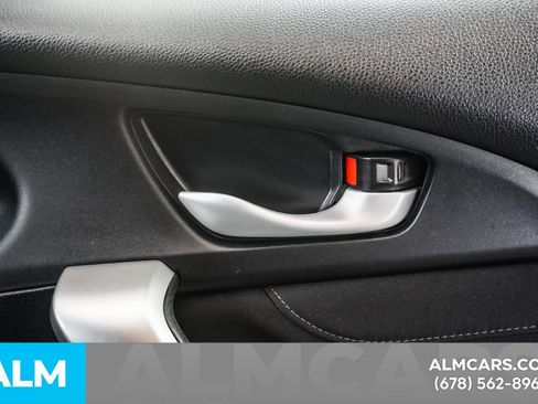 Used 2020 Honda Civic EX image 32