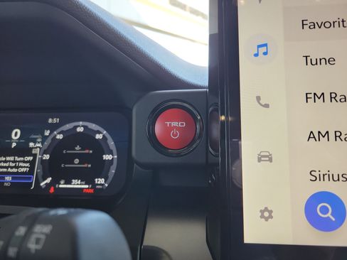 Certified 2025 Toyota 4Runner TRD Off-Road Premium image 21