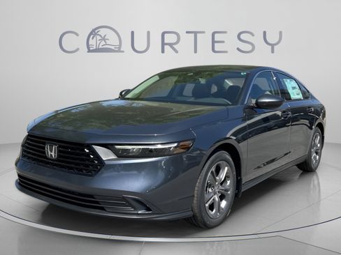 Certified 2024 Honda Accord EX image 10