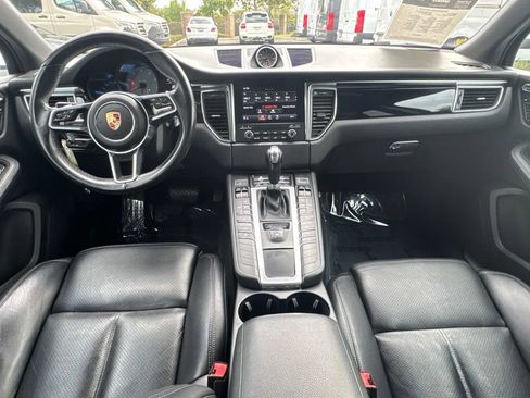 Used 2018 Porsche Macan S AWD/4WD image 32